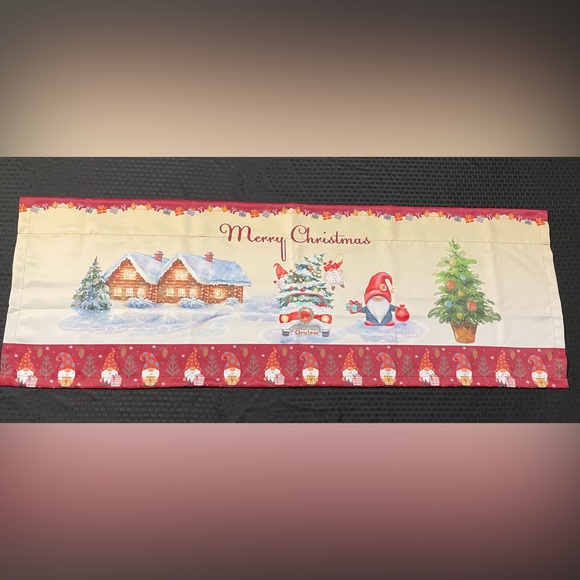 Short Table Runner 52” W X 18” H Christmas Coffee Table Runner New - Picture 1 of 11